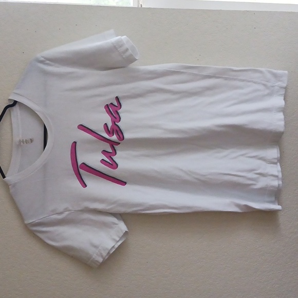 Tulsa total 80's vibe soft vintage inspired tee - Picture 2 of 7